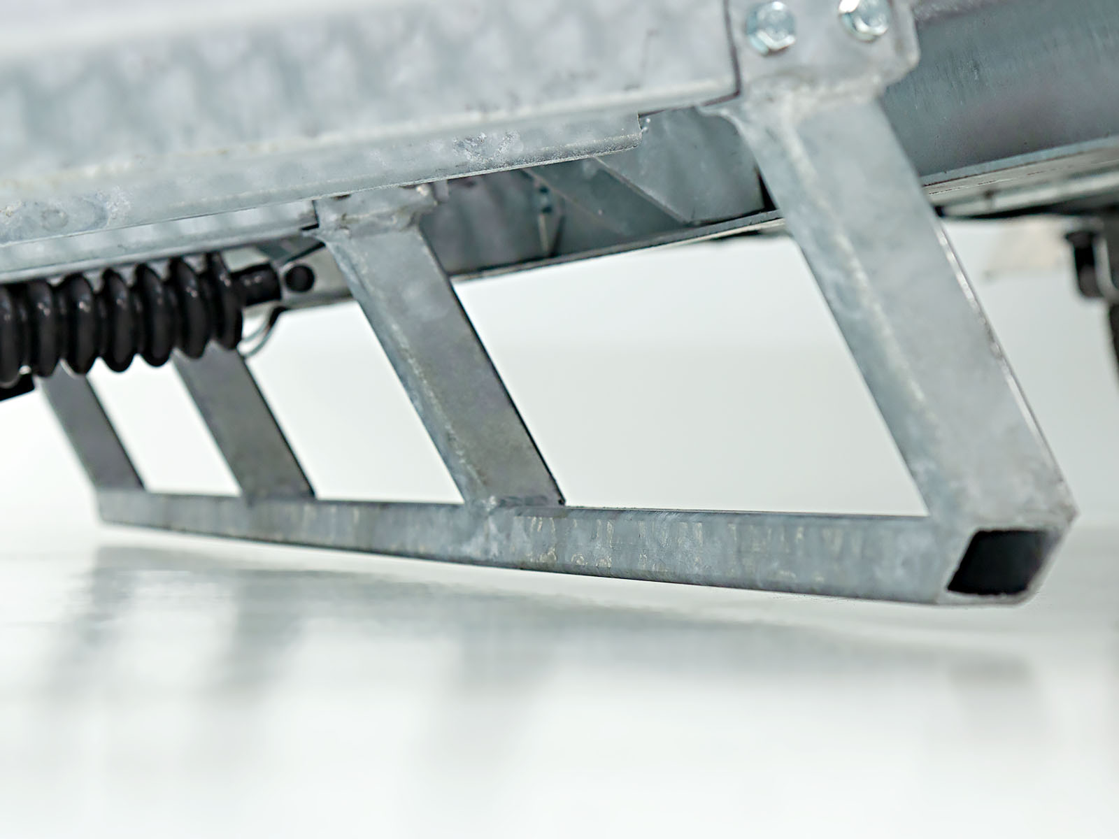 Variant Baumaschinenanhänger Maxi Load 180×400 3,5t | Rampe | Aluboden | Beavertail-Neu – Bild 2