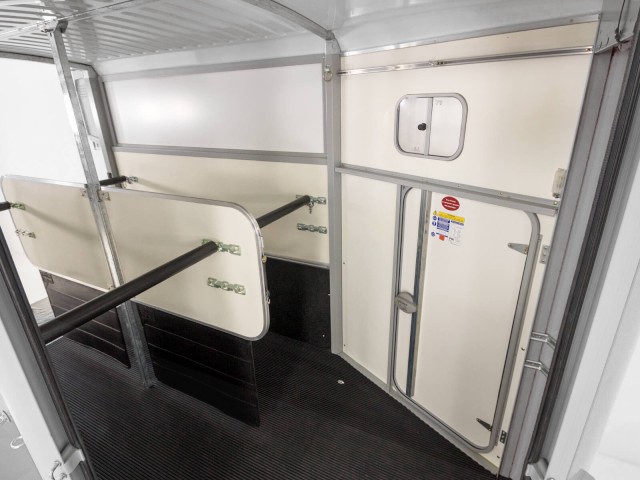 Ifor Williams Pferdeanhänger HB511|Silber|Frontausstieg-Neu – Bild 6