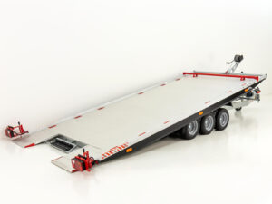 Vezeko Autotrailer Race Master Alu 209x550cm Tridem 3,5t-Neu