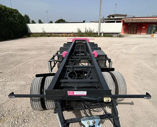 Cardi Roll-Off-Trailer mit Luftfederung (Länge: 9,27 m)-Neu – Bild 6