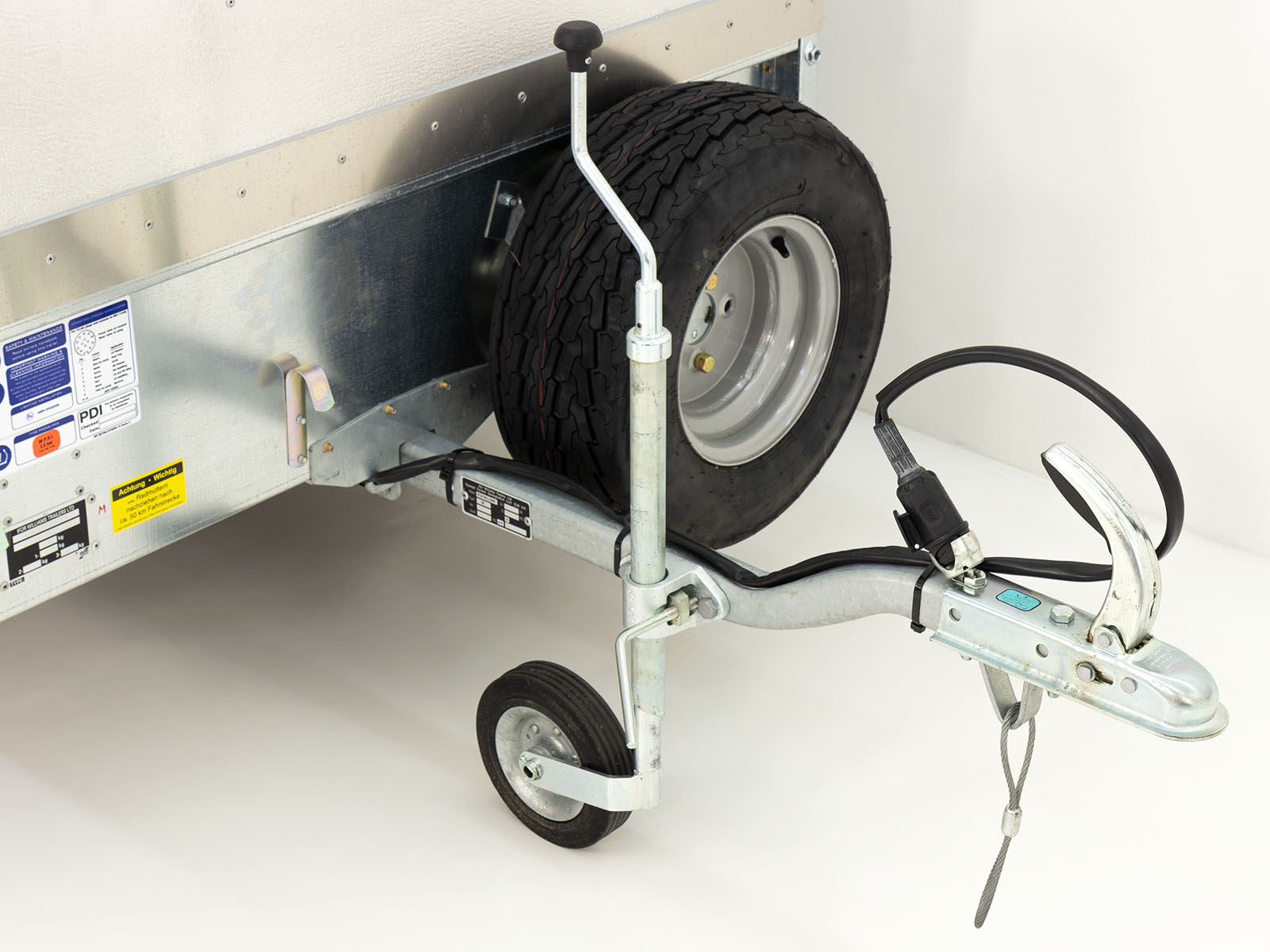 Ifor Williams Schafanhänger P7e 121×221 cm Höhe: 112 cm | 750 kg-Neu – Bild 4