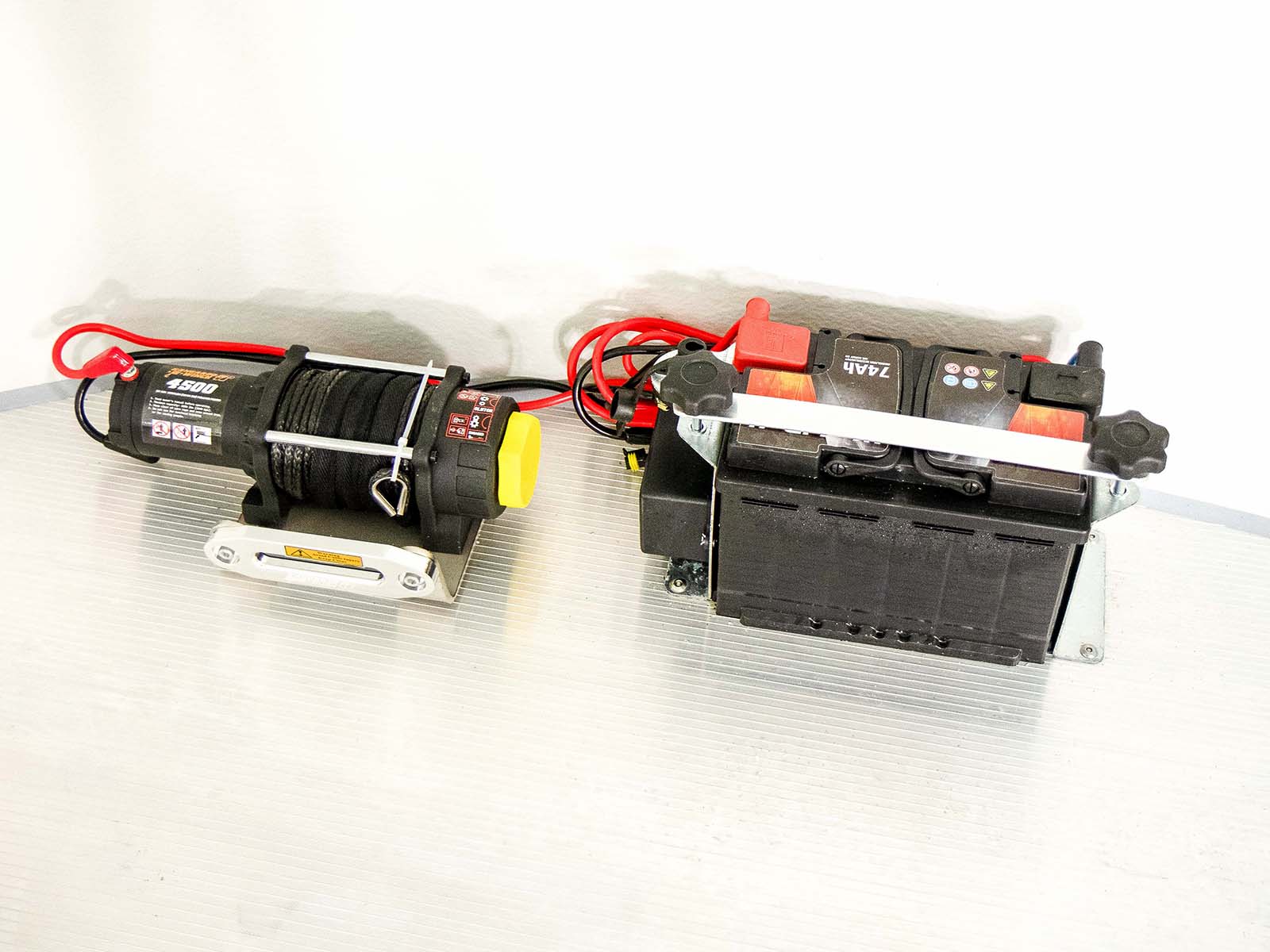 Debon Kofferanhänger Roadster C1000 200x500x200 cm 3,5t schwarz | E-Winde | Erhöhungsrampen-Neu – Bild 4