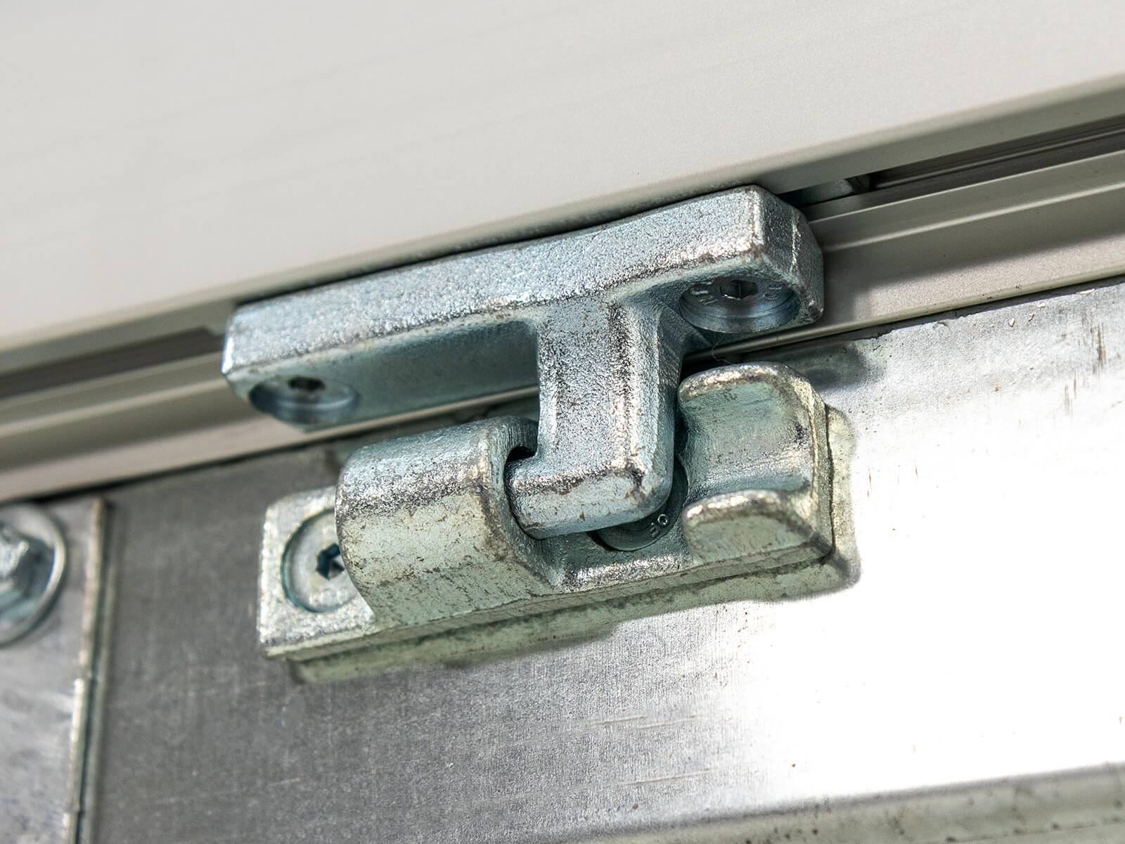 Vezeko Hochlader Anhänger DX13.3 | 162×317 cm | 1,3t-Neu – Bild 6