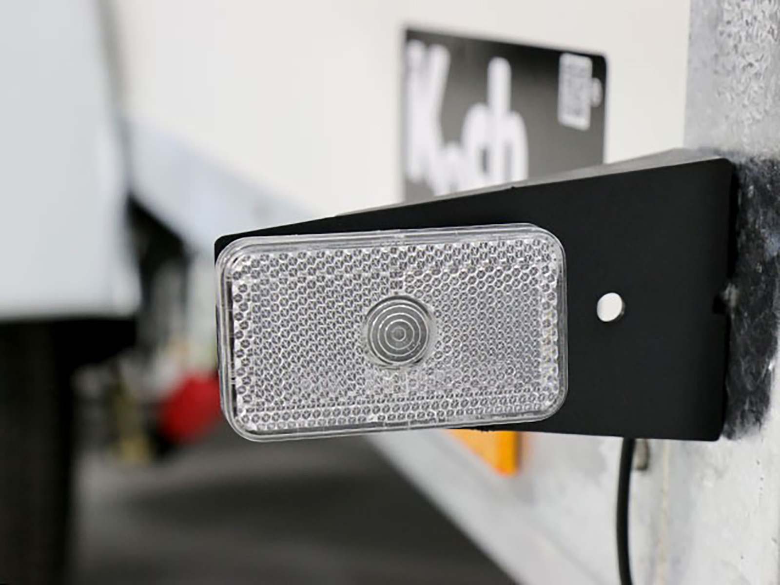 Blyss Kofferanhänger 146x304cm Höhe:210cm 2,7t | Verkaufsklappe-SonderInnenhöhe-Neu – Bild 6