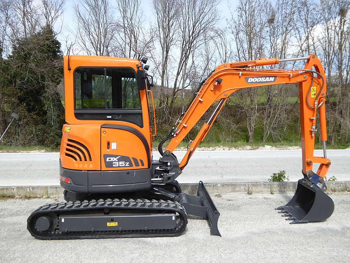 DOOSAN DX35Z-Neu – Bild 2
