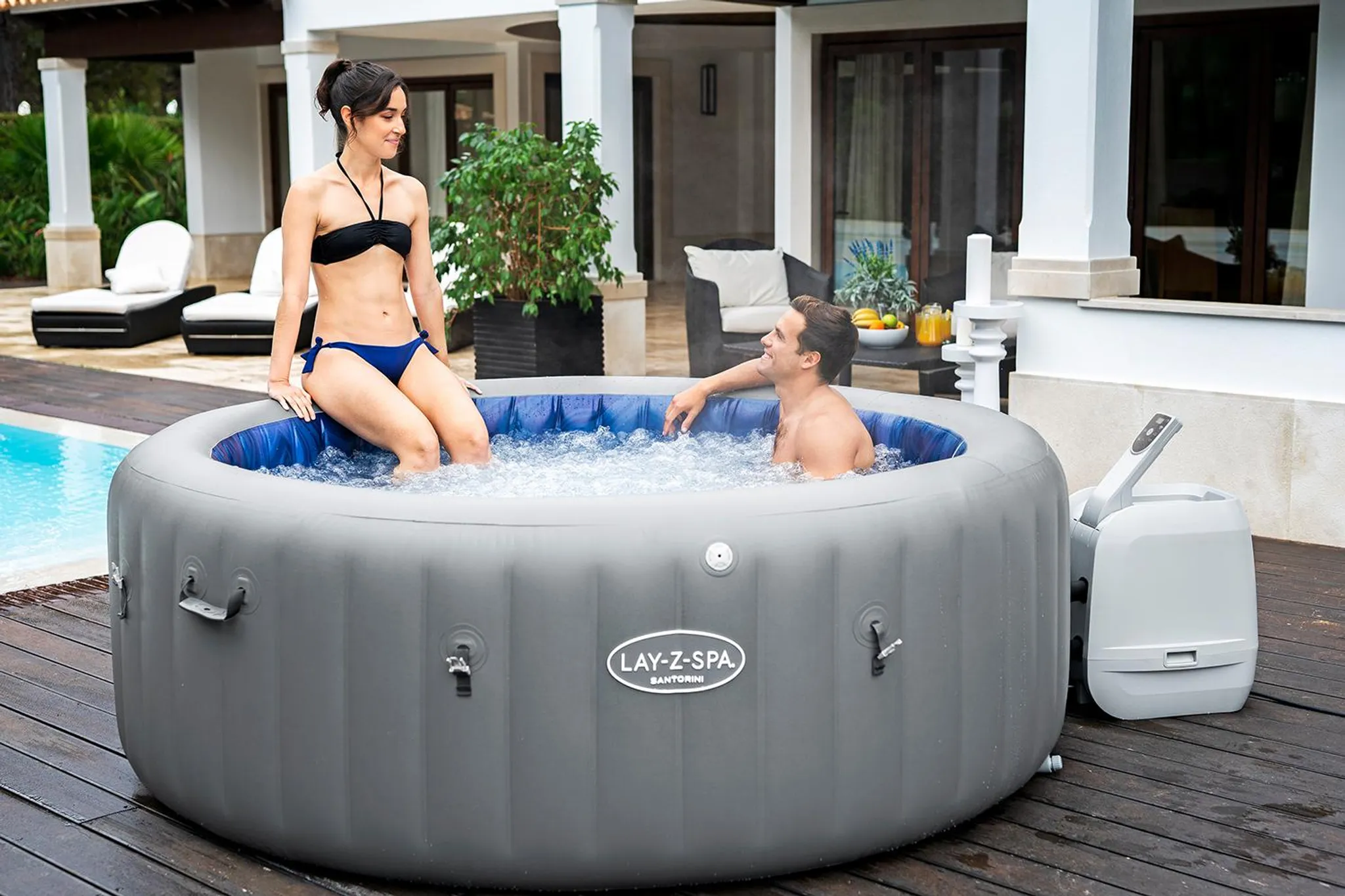 Bestway® LAY-Z-SPA® Energiespar-Whirlpool Santorini Hydrojet Pro™ mit App-Steuerung, für 7 Personen Ø 216 x 80 cm, Graphit – Bild 8