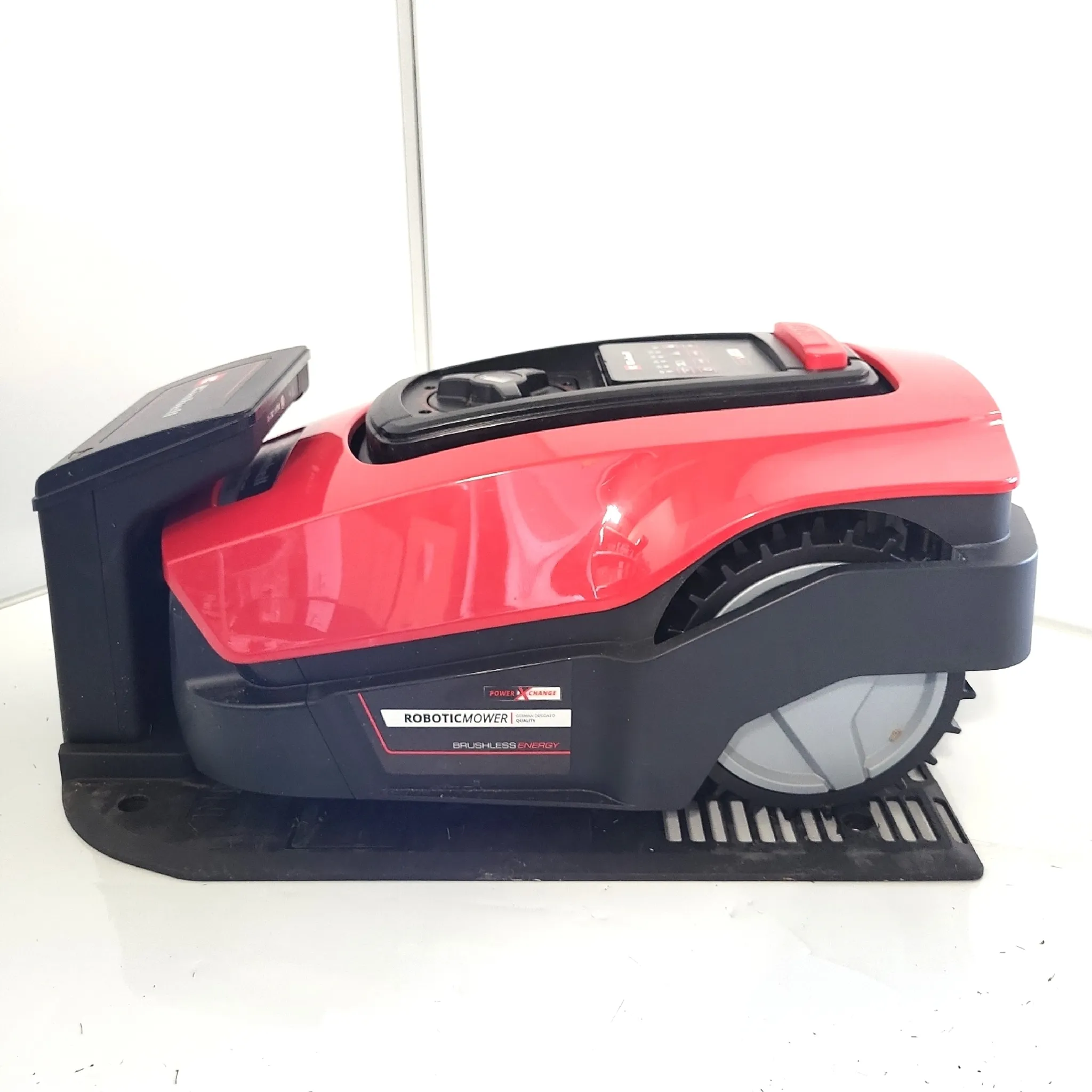 Einhell FREELEXO 600 BT - Rasenmähroboter - 600 m² - 18 cm - 2 cm - 6 cm - Rotorblätter