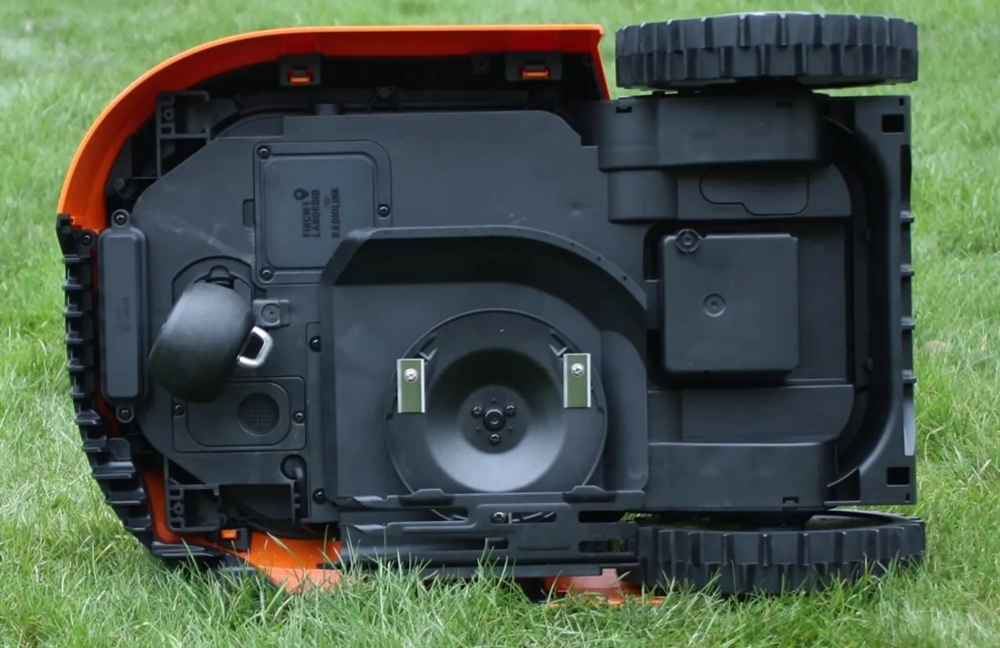 WORX 20V Akku-Mähroboter Landroid M500 Plus 18cm/500 m² mit App, IPX4 WR165E, inkl. Installationsmaterial – Bild 5