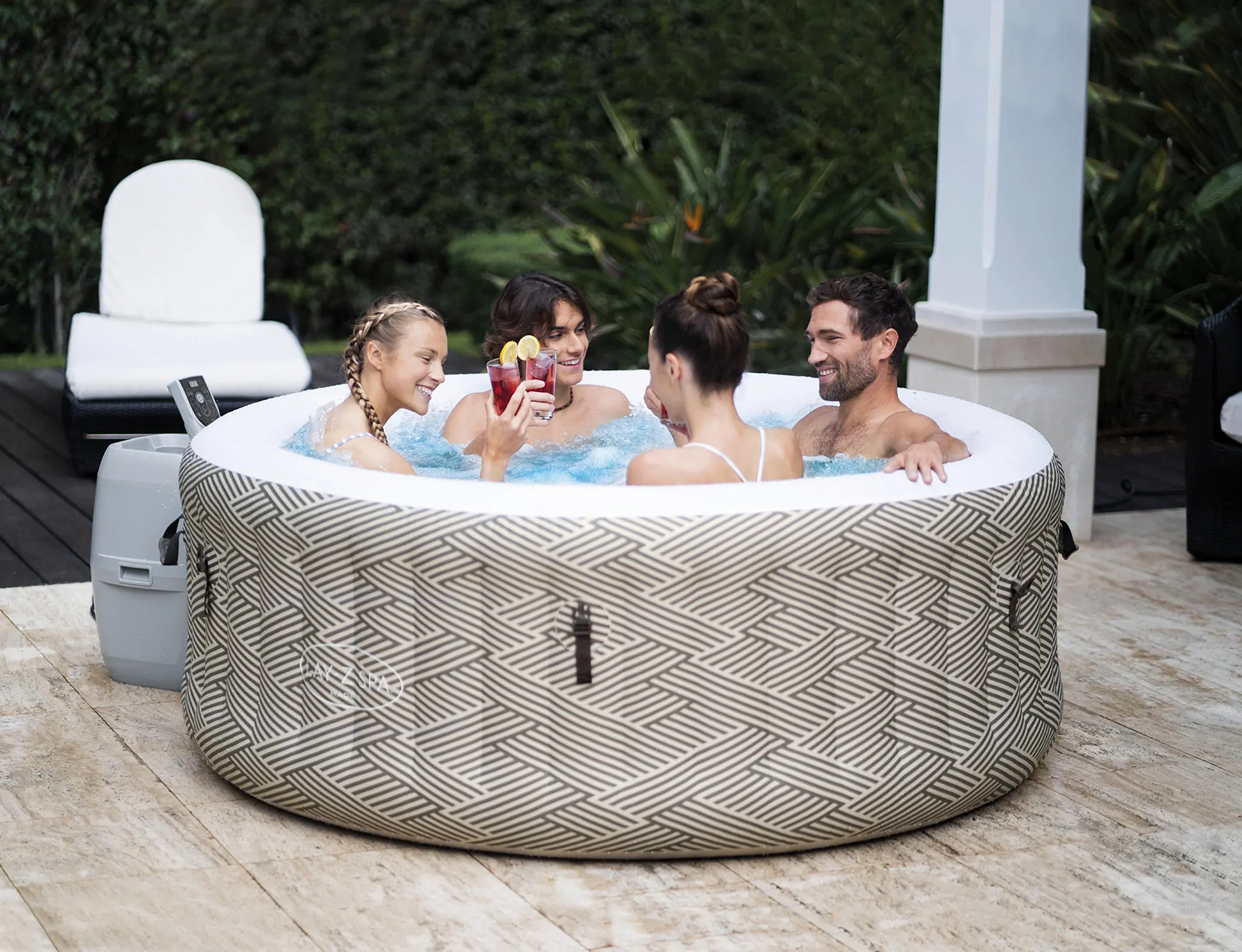 Bestway® LAY-Z-SPA® WLAN-Whirlpool Madrid AirJet™ Ø 180 x 66 cm, rund – Bild 3