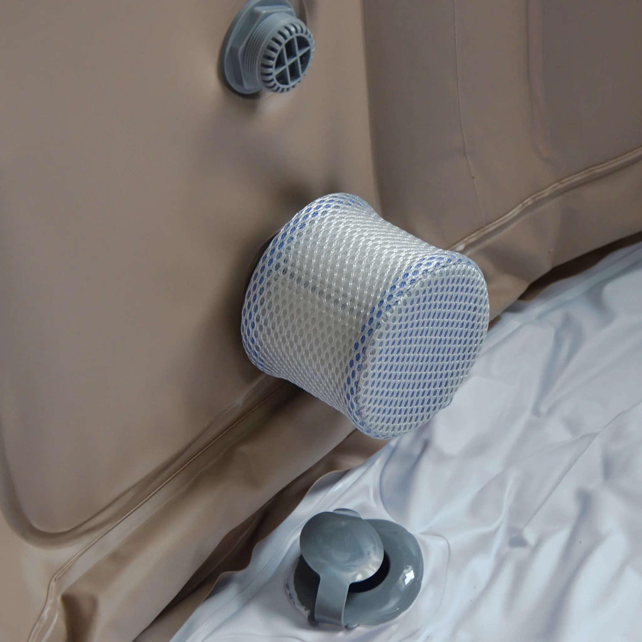 HOME DELUXE - Outdoor Whirlpool - SPLASH - Farbe: Beige - ⌀ 208 cm, Höhe 65 cm, 130 Luftdüsen - inkl. Abdeckung, Reparaturset, Filterset I Außen Whirlpool Spa für 6 Personen – Bild 6