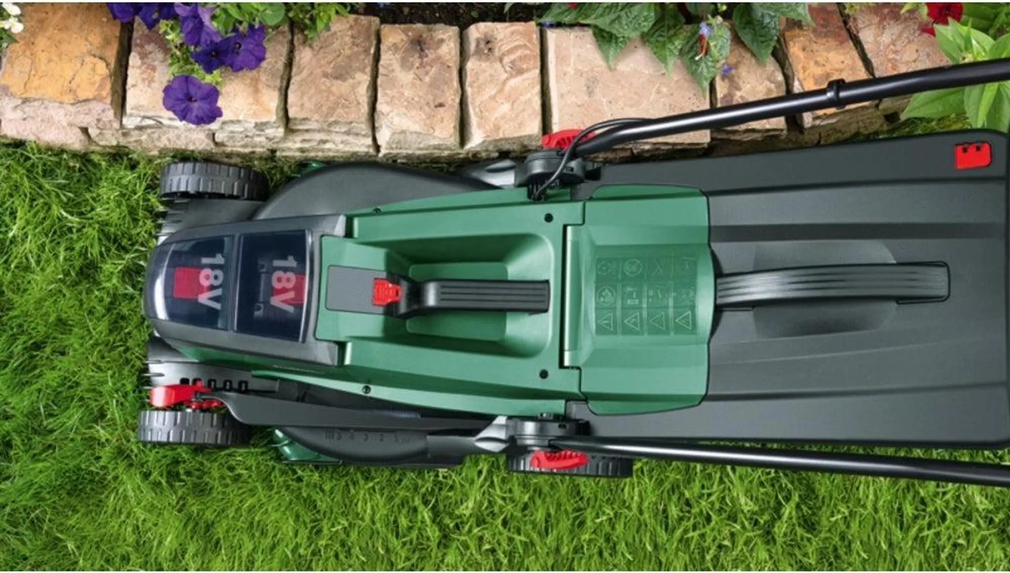 Akku-Rasenmäher UniversalRotak 2x18V-37-550, 2 x Akku PBA 18V 4.0Ah – Bild 4