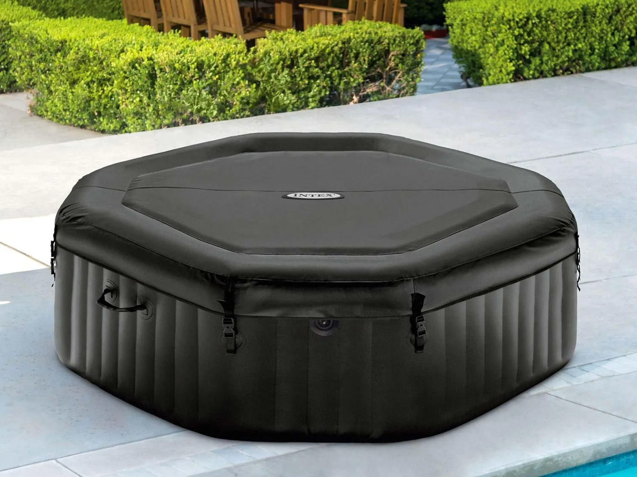 INTEX Whirlpool aufblasbar 4 Personen – Hydromassage – Bild 9