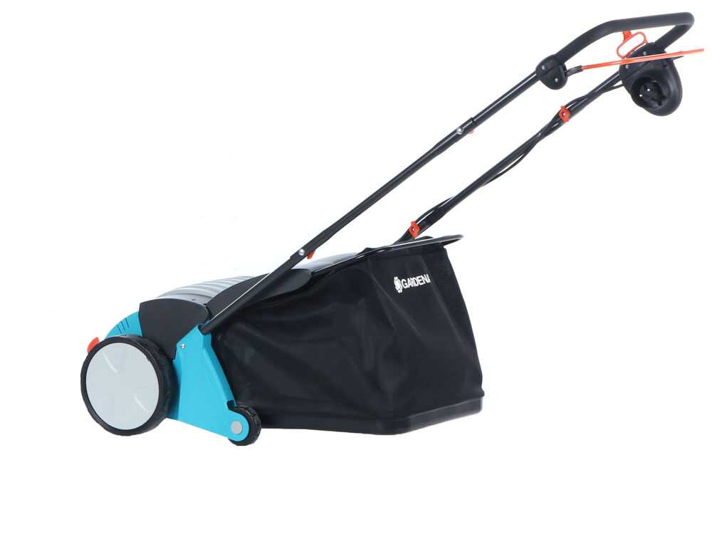 Gardena EVC 1000 - Elektrischer Vertikutierer 1000 W - Mit Fangsack – Bild 4
