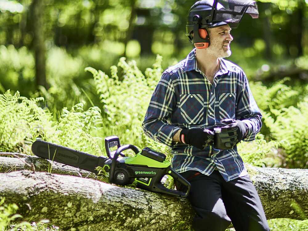 Greenworks GD60CS40K4 - 60V 4Ah Akku-Elektrokettensäge - 40cm Schwert – Bild 3