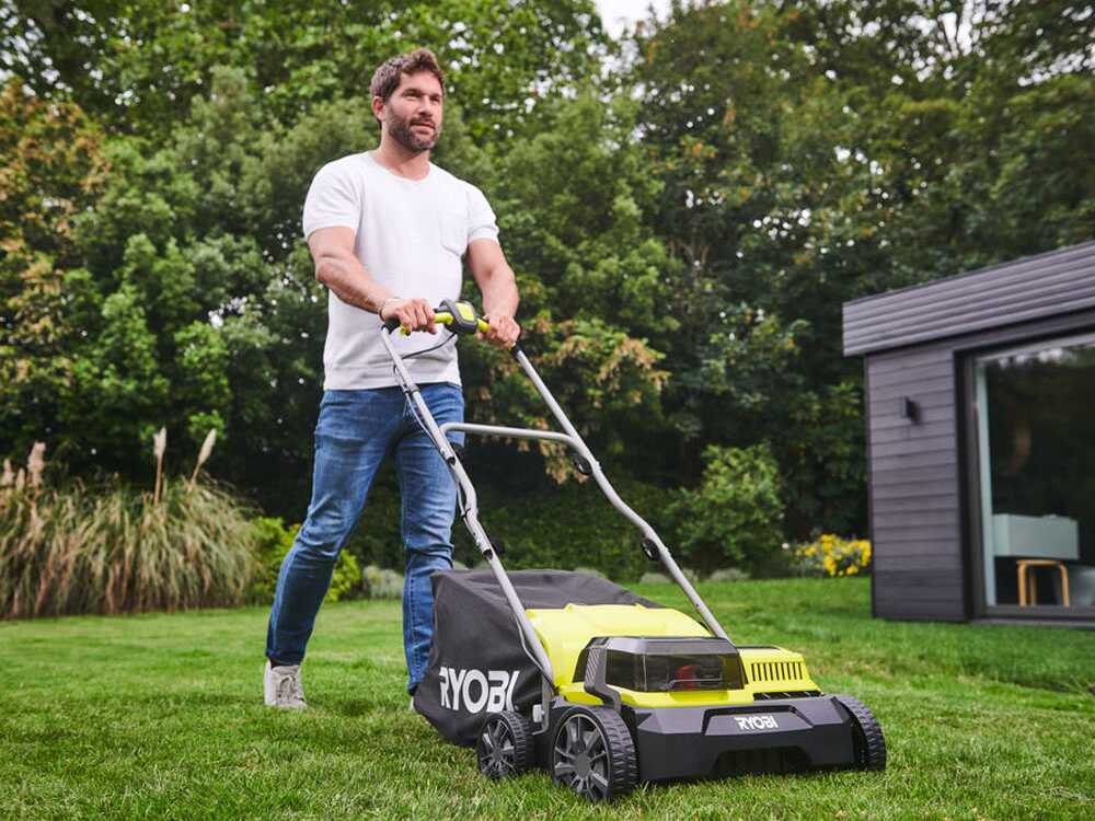 RYOBI RY18SFX35A-240 Akku-Vertikutierer - 18V - 2x4Ah – Bild 4