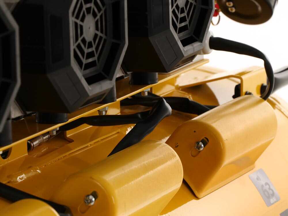 Stanley DST370/8/100-3 - Elektrischer Kompressor - auf Wagen SXCMS3013E 100lt – Bild 4